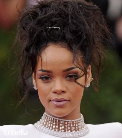Rihanna's Asymmetrical Waves haircut