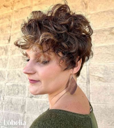 Tapered Pixie with Nape Design