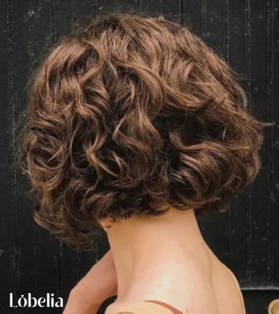 Wavy Bob with Tapered Nape