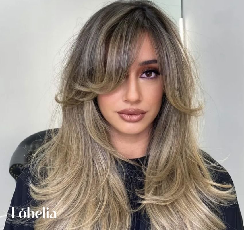 a woman with Butterfly Haircut