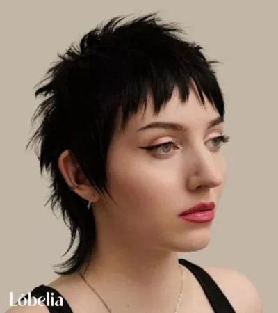 Asymmetrical Side-Swept Mullet