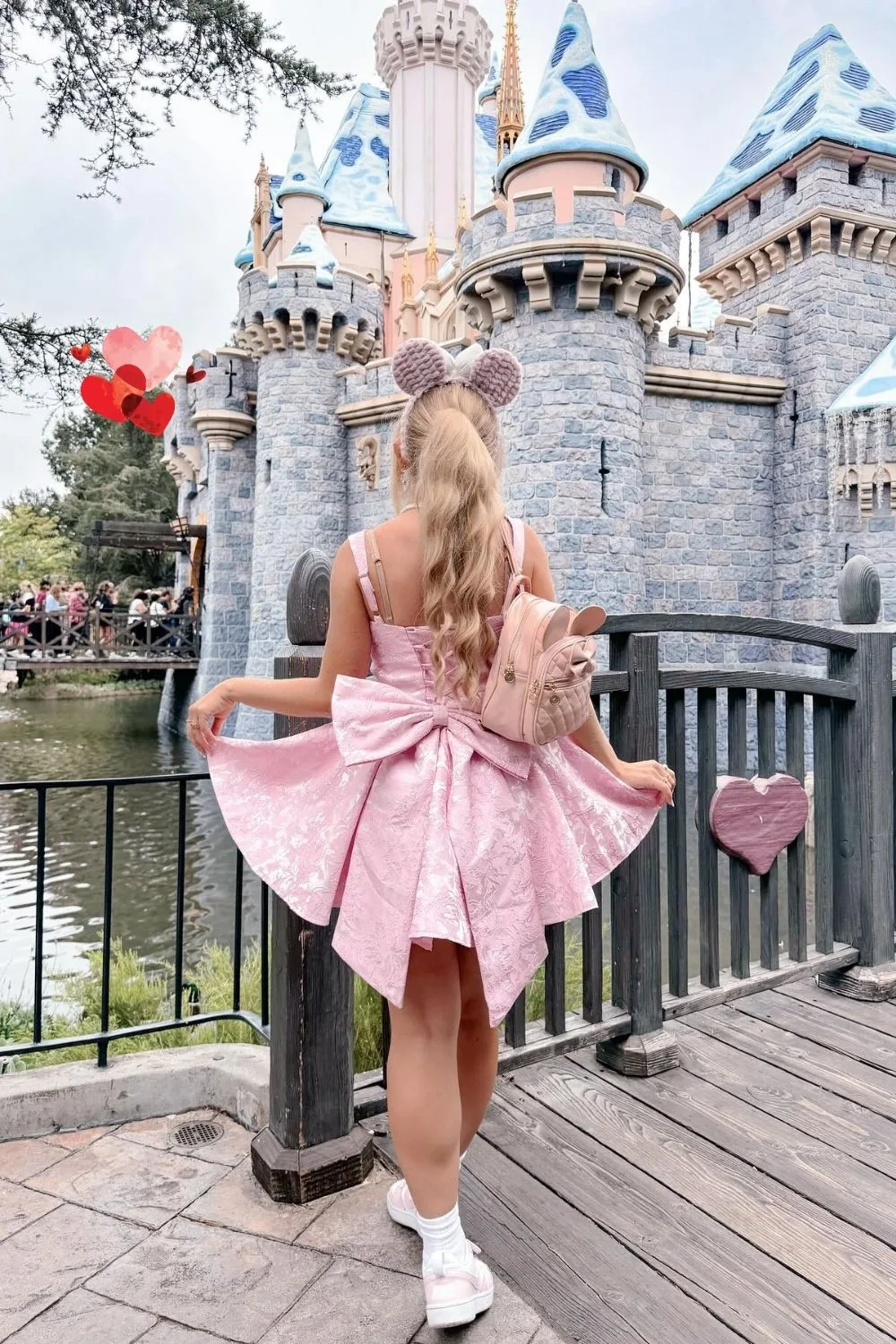 Disney-Inspired Valentine's Day Outfits for Theme Park Magic & Romance